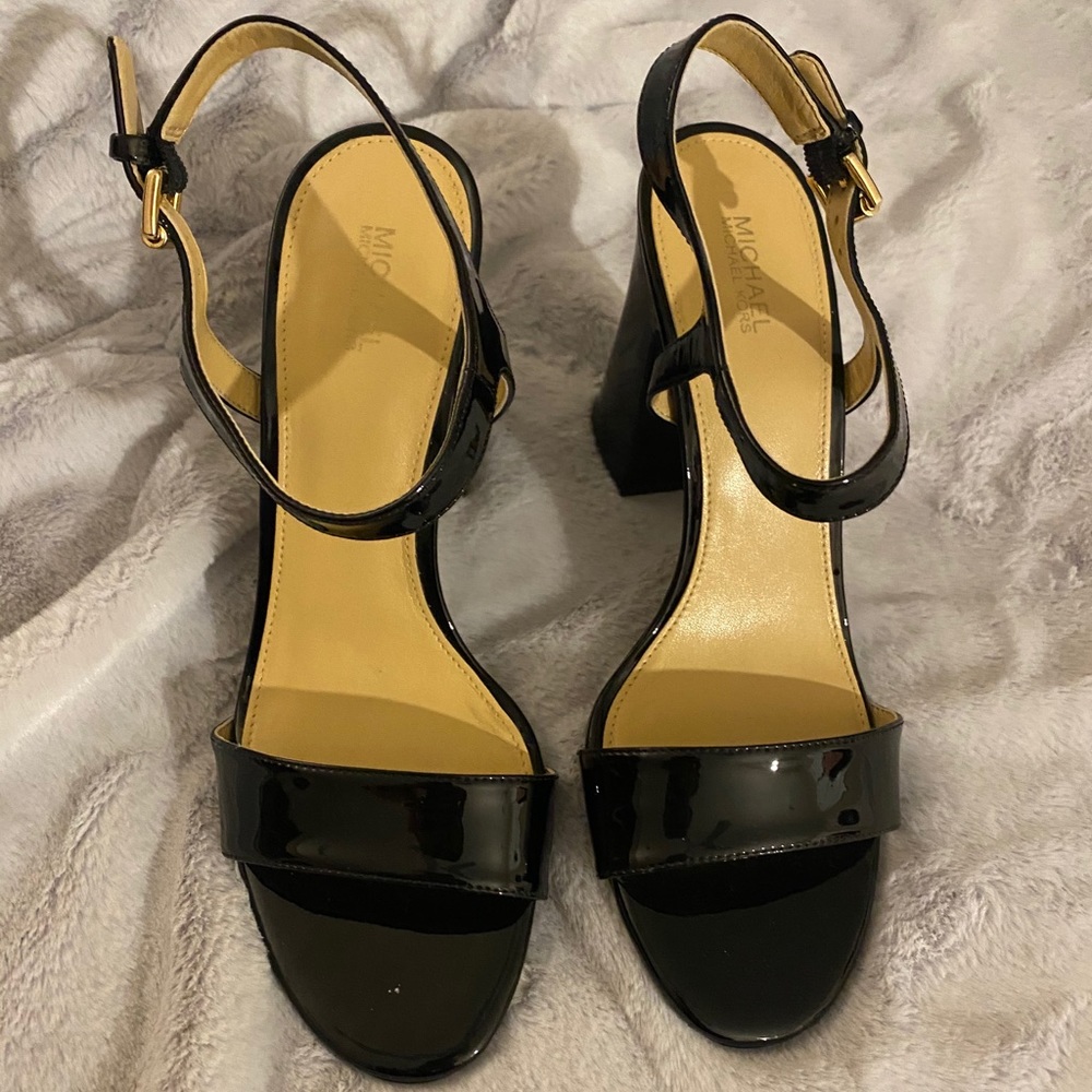 Michael Kors block strap heels - Picture 3 of 12